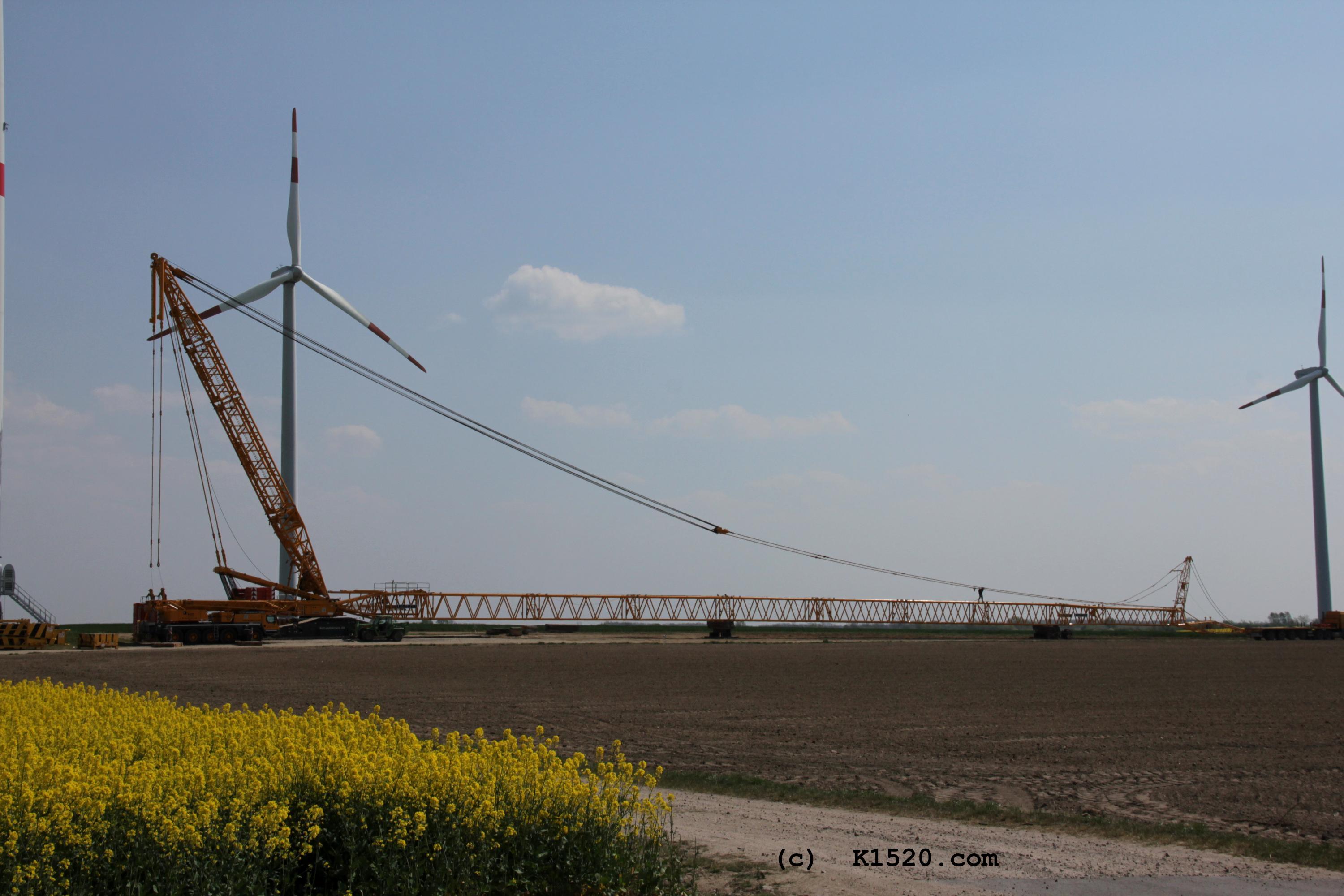 Reparatur Windrder im Windpark Arneburg/Elbe 04/2020,
  Kraneinsatz
